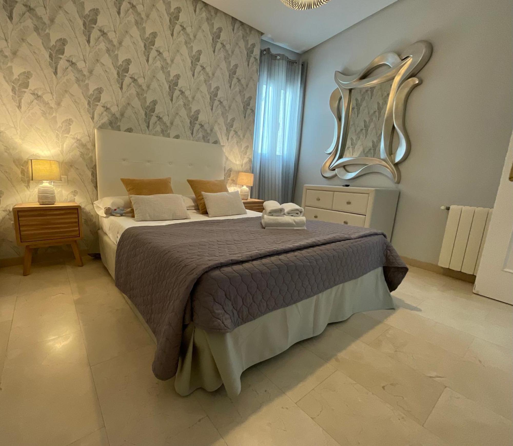 Travel Habitat Atico Calle Comedias Apartment Валенсия Екстериор снимка