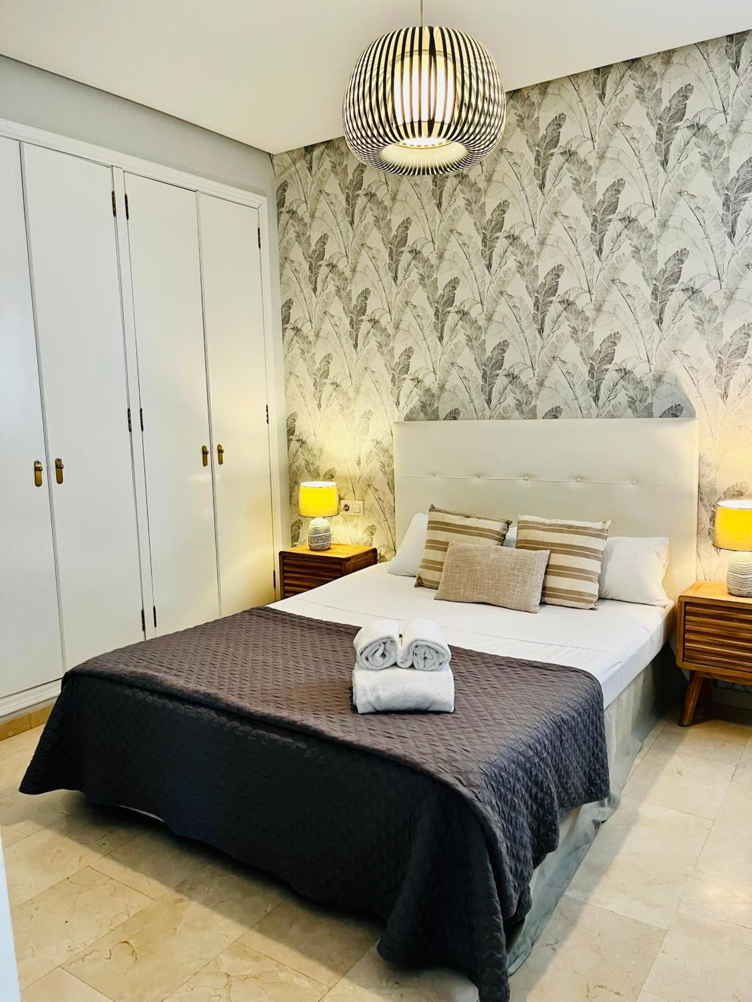 Travel Habitat Atico Calle Comedias Apartment Валенсия Екстериор снимка