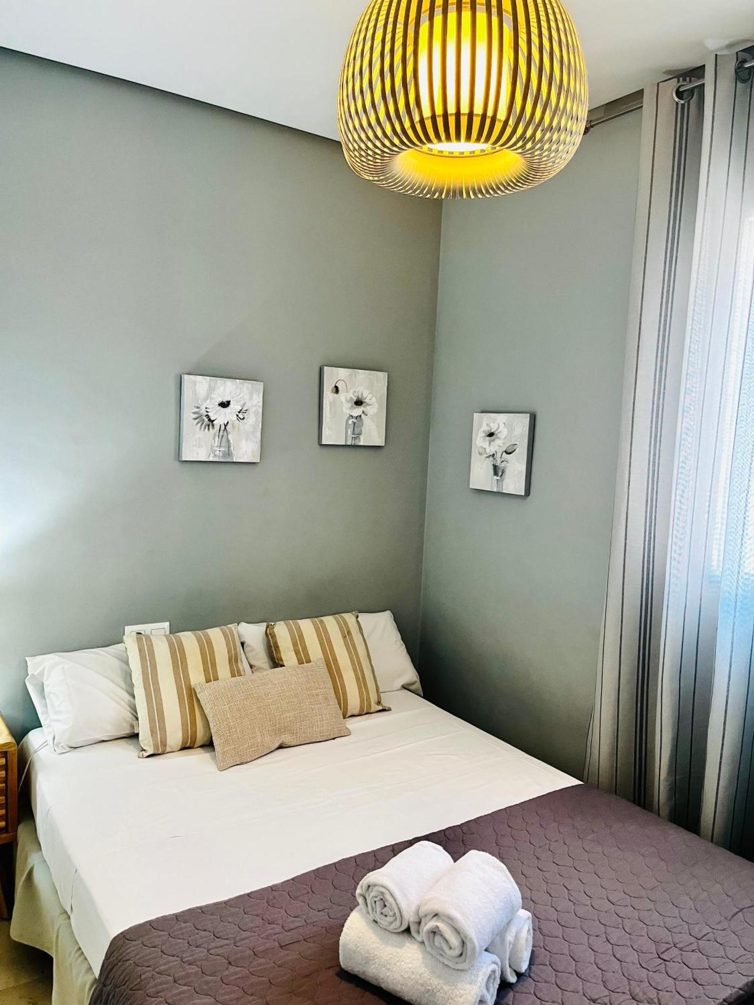 Travel Habitat Atico Calle Comedias Apartment Валенсия Екстериор снимка