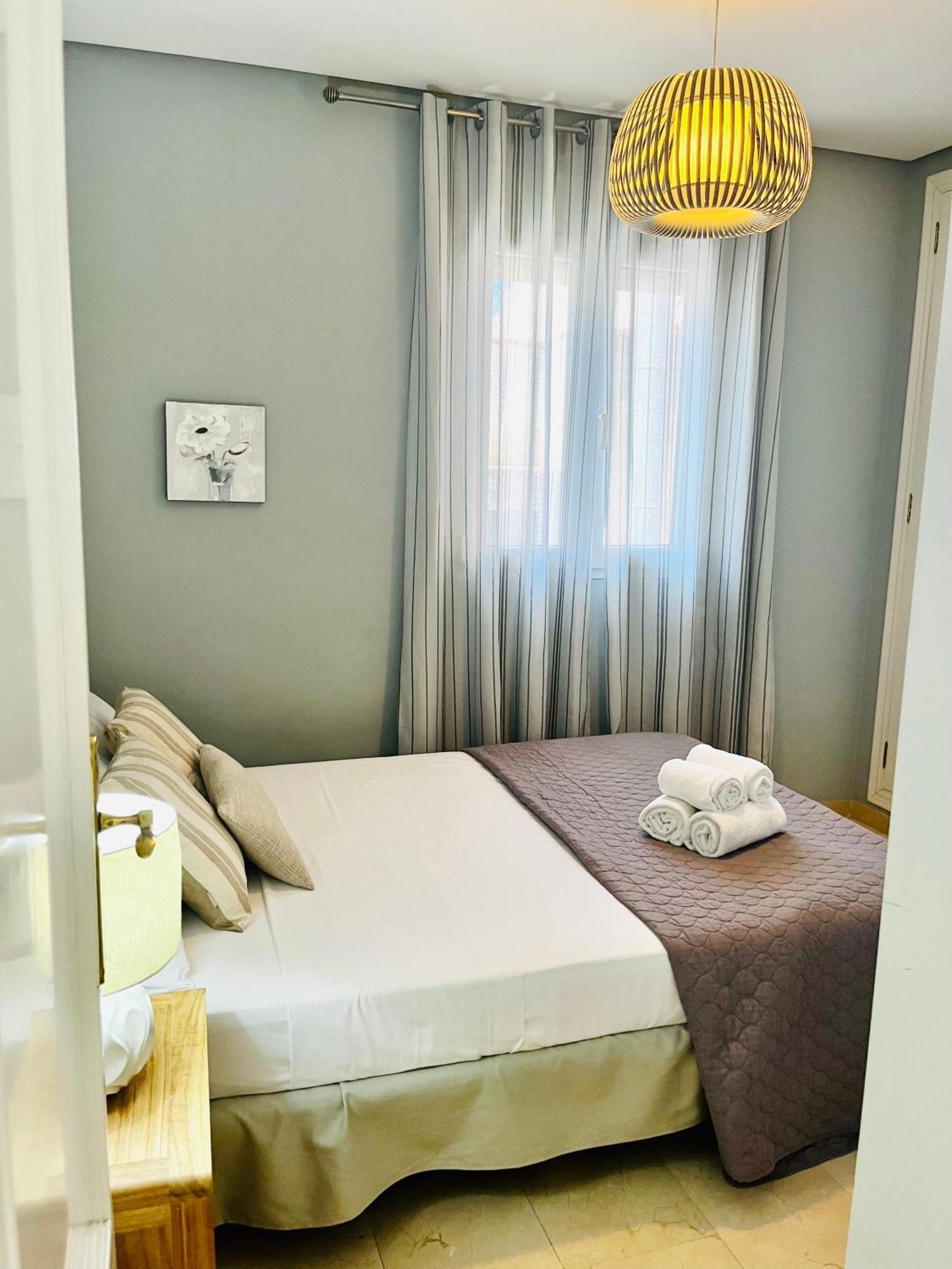 Travel Habitat Atico Calle Comedias Apartment Валенсия Екстериор снимка